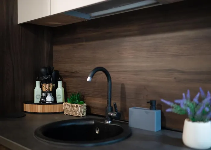 Breeze Of The Sea In Odyssey Spa&pool Mamaia