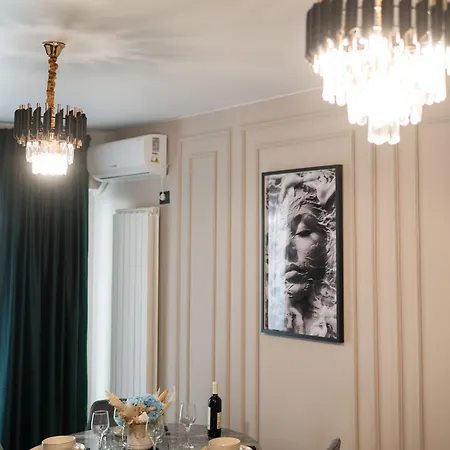 Breeze Of The Sea In Odyssey Spa&pool Mamaia