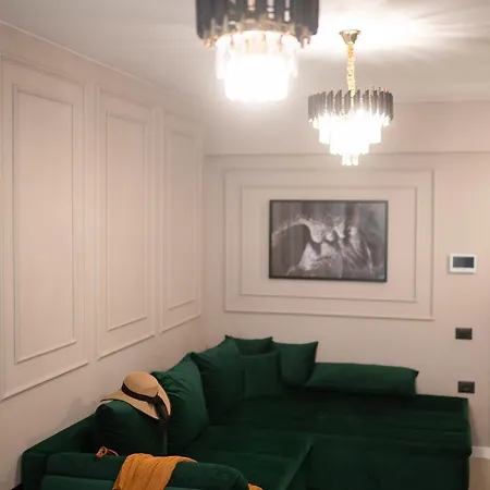 Breeze Of The Sea In Odyssey Spa&pool Mamaia